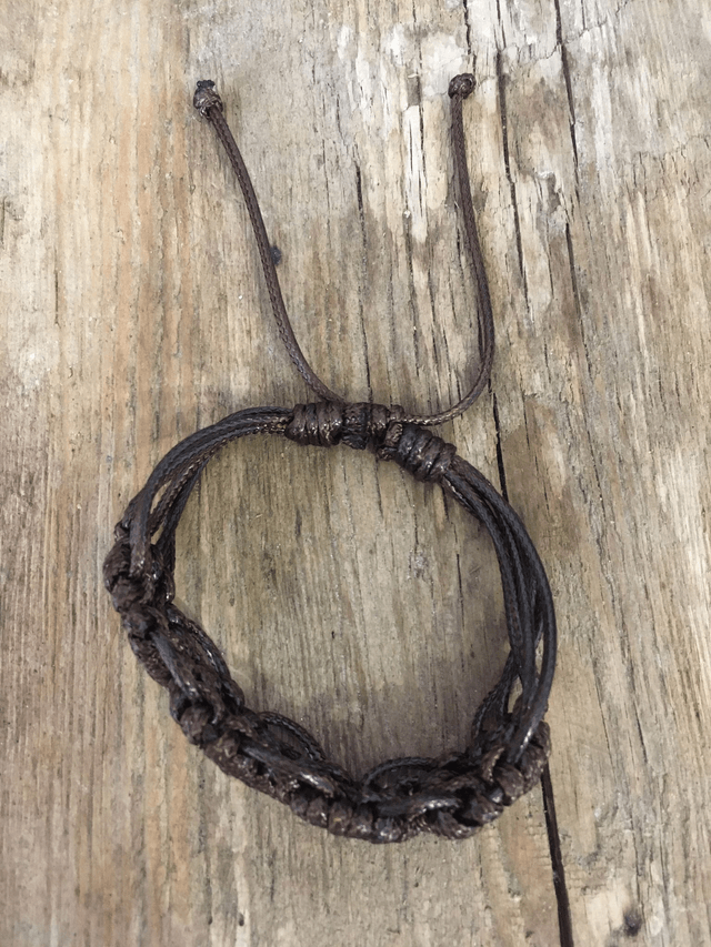 BRACELET MACRAME
